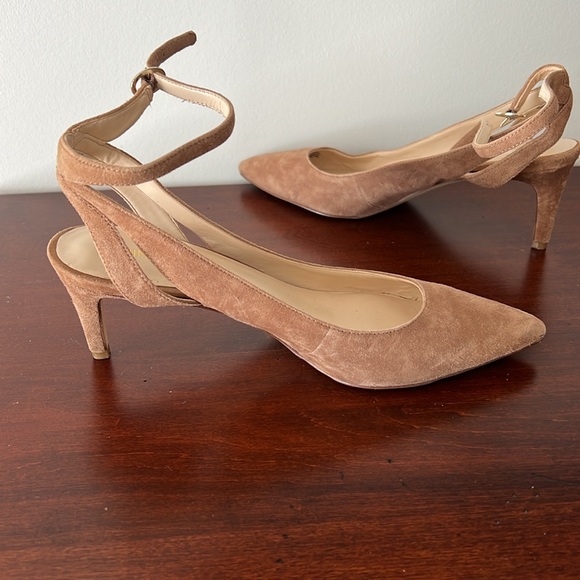 NINE WEST SUEDE ANKLE HEEL - Picture 7 of 8